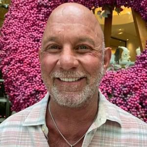 Meet your Posher, Jay